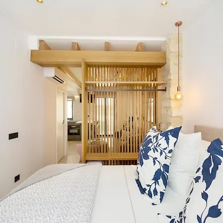 Comfort Center Studio Apartment *